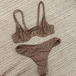 Acacia bikini leopard size M